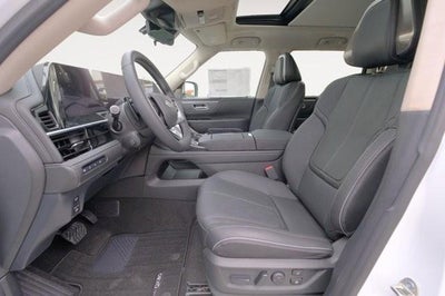 2025 INFINITI QX80 Sensory 4WD