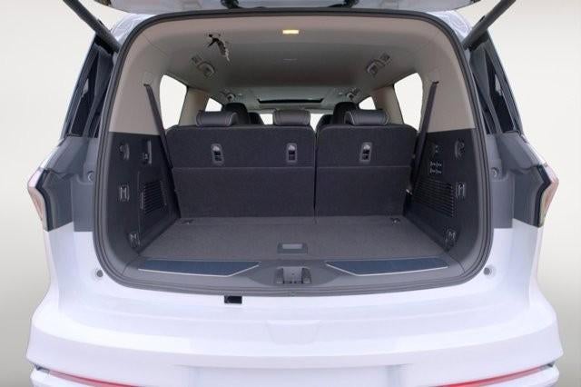 2025 INFINITI QX80 Sensory 4WD