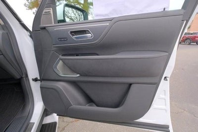 2025 INFINITI QX80 Sensory 4WD