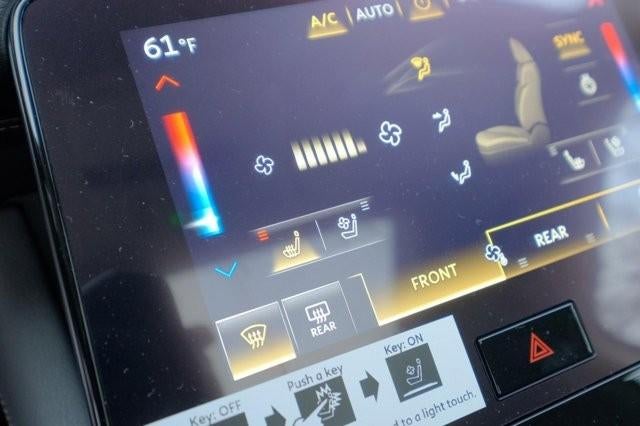 2025 INFINITI QX80 Sensory 4WD