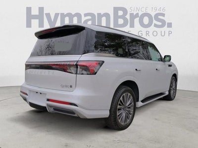 2025 INFINITI QX80 Sensory 4WD
