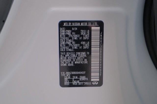 2025 INFINITI QX80 Sensory 4WD