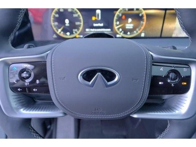 2025 INFINITI QX80 Sensory 4WD