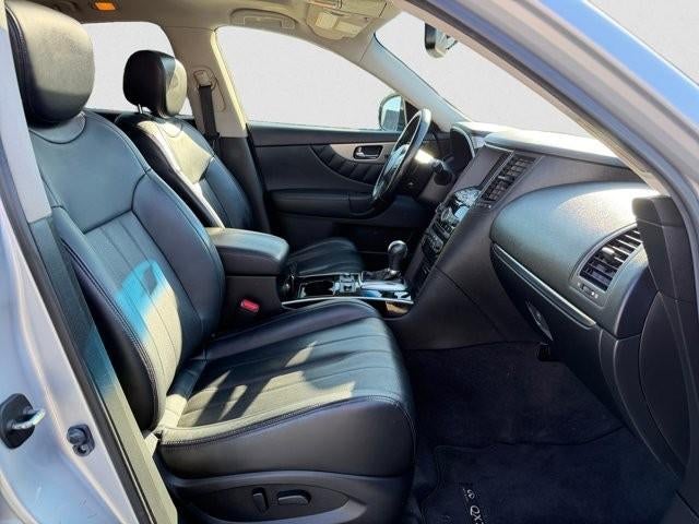 2017 INFINITI QX70 AWD