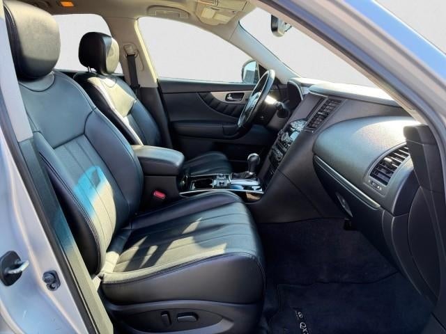 2017 INFINITI QX70 AWD