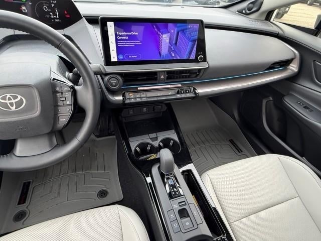2024 Toyota Prius Limited AWD (Natl)