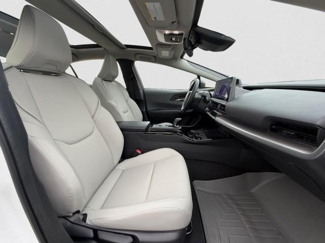 2024 Toyota Prius Limited AWD (Natl)