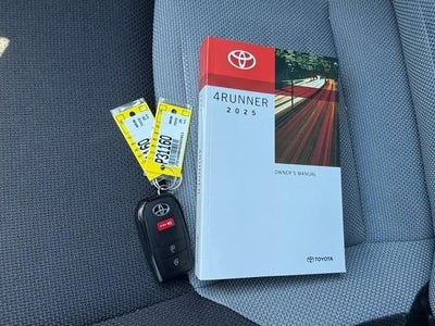 2025 Toyota 4Runner TRD Sport 4WD (Natl)