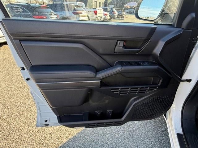 2025 Toyota 4Runner SR5 4WD (GS)