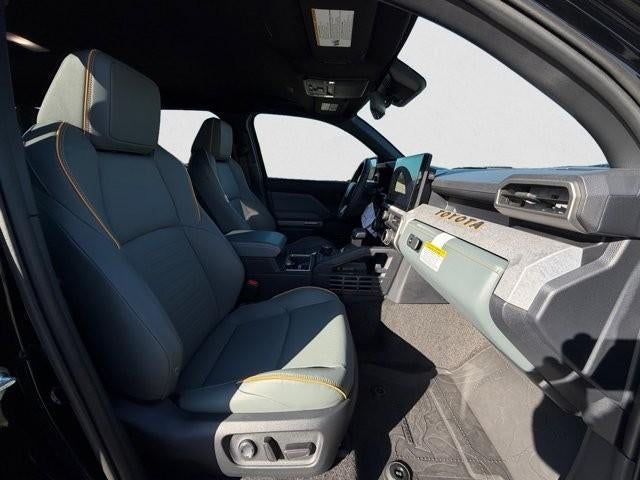 2025 Toyota 4Runner Hybrid Trailhunter 4WD (Natl)