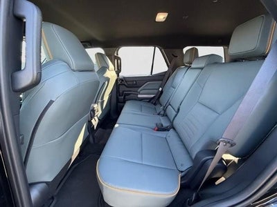 2025 Toyota 4Runner Hybrid Trailhunter 4WD (Natl)