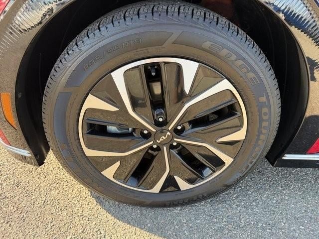 2022 Kia EV6 Wind RWD