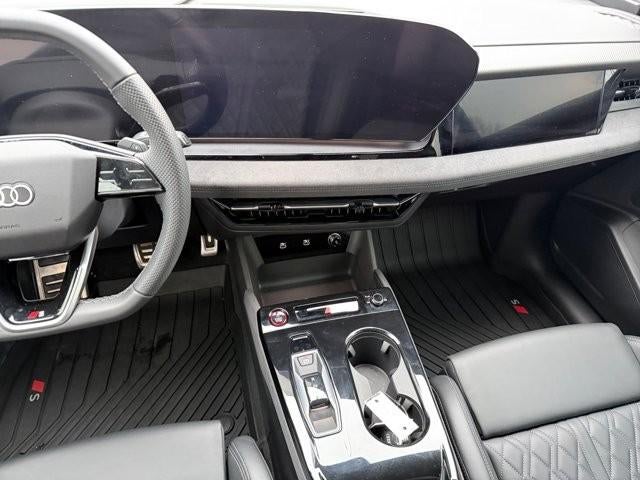 2025 Audi SQ6 e-tron Prestige quattro