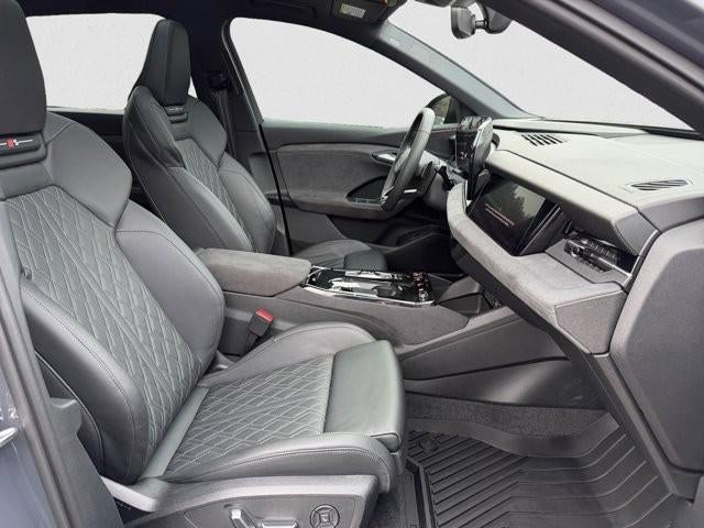 2025 Audi SQ6 e-tron Prestige quattro