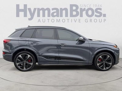 2025 Audi SQ6 e-tron Prestige quattro