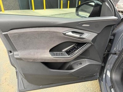 2025 Audi SQ6 e-tron Prestige quattro