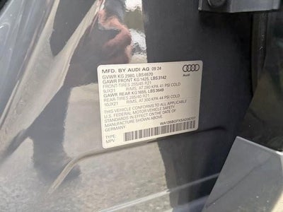 2025 Audi SQ6 e-tron Prestige quattro