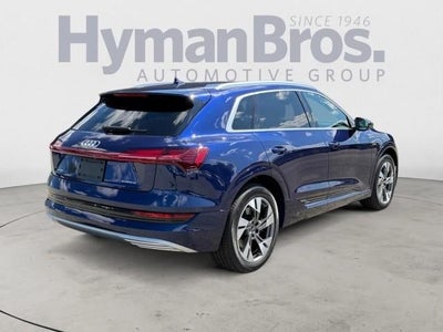 2022 Audi e-tron Premium quattro
