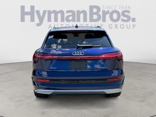 2022 Audi e-tron Premium quattro