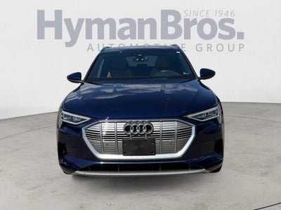 2022 Audi e-tron Premium quattro