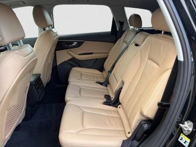 2023 Audi Q7 Premium 45 TFSI quattro