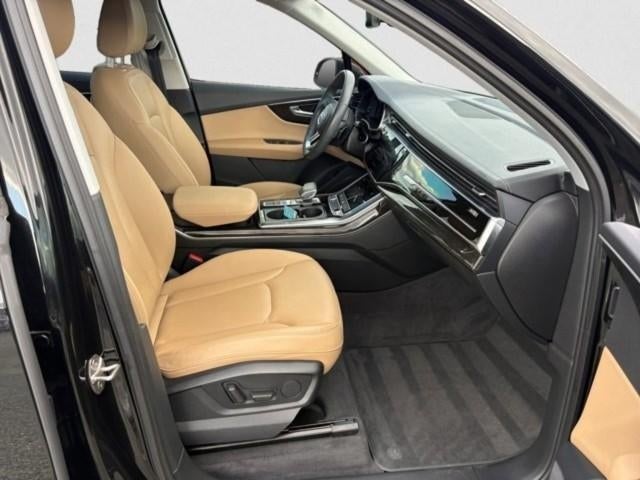 2023 Audi Q7 Premium 45 TFSI quattro