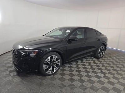 2024 Audi Q8 e-tron Sportback S line Prestige quattro