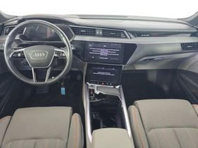 2024 Audi Q8 e-tron Sportback S line Prestige quattro