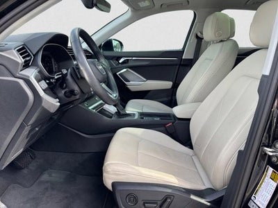 2022 Audi Q3 S line Premium 45 TFSI quattro