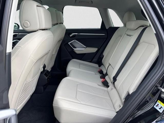 2022 Audi Q3 S line Premium 45 TFSI quattro