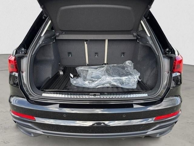 2022 Audi Q3 S line Premium 45 TFSI quattro