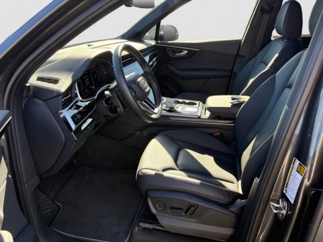 2025 Audi Q7 Premium Plus 55 TFSI quattro