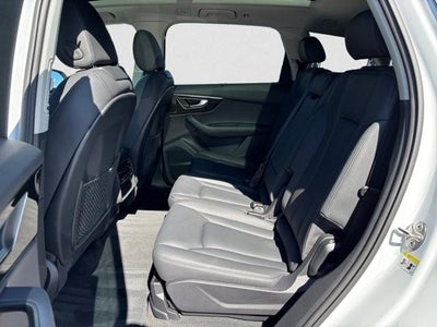 2023 Audi Q7 Prestige 55 TFSI quattro