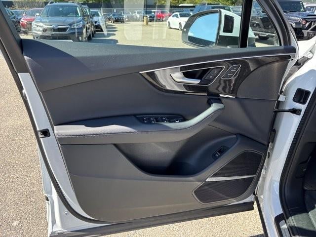 2023 Audi Q7 Prestige 55 TFSI quattro