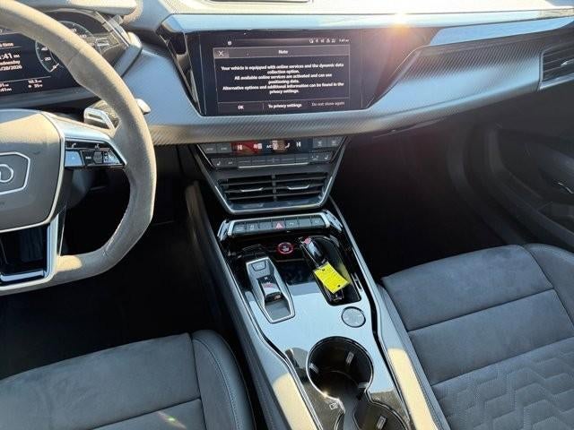 2023 Audi e-tron GT Premium Plus quattro