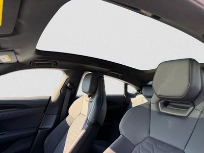 2023 Audi e-tron GT Premium Plus quattro