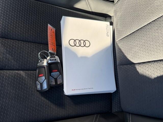 2023 Audi A4 Sedan S line Prestige 45 TFSI quattro