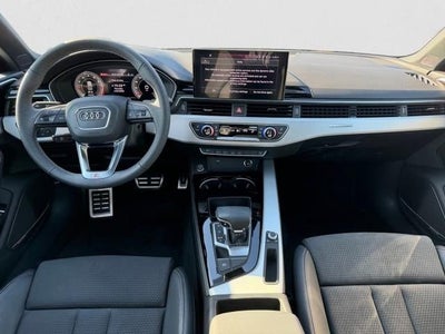 2023 Audi A4 Sedan S line Prestige 45 TFSI quattro