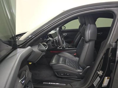 2024 Audi e-tron GT Premium Plus quattro