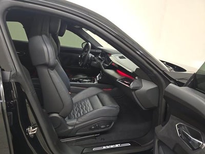 2024 Audi e-tron GT Premium Plus quattro