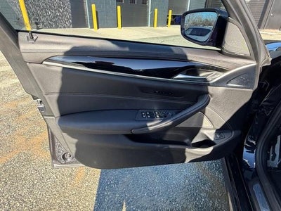 2022 BMW M550i xDrive Sedan