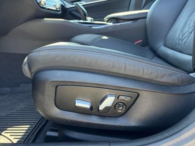 2023 BMW 540i Sedan