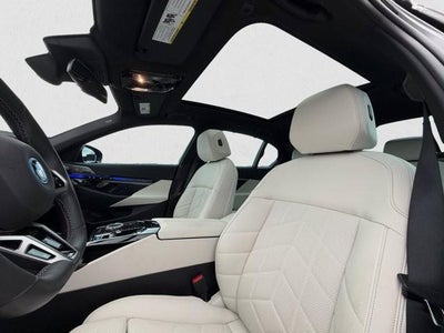 2024 BMW i5 M60 Sedan