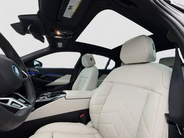 2024 BMW i5 M60 Sedan