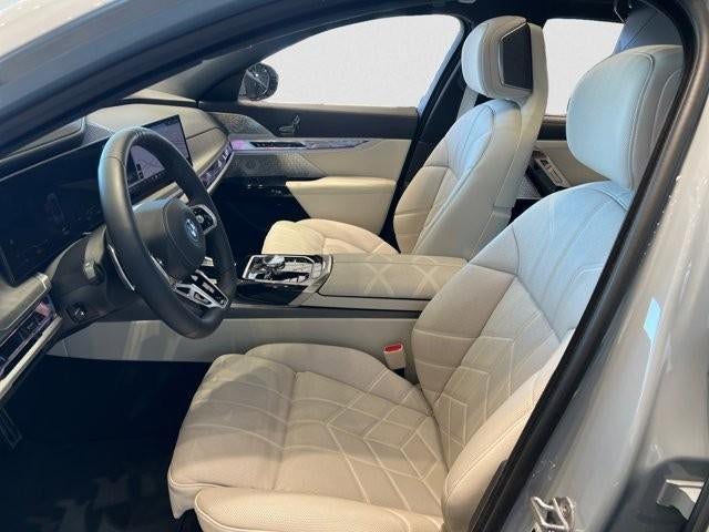 2023 BMW i7 xDrive60 Sedan