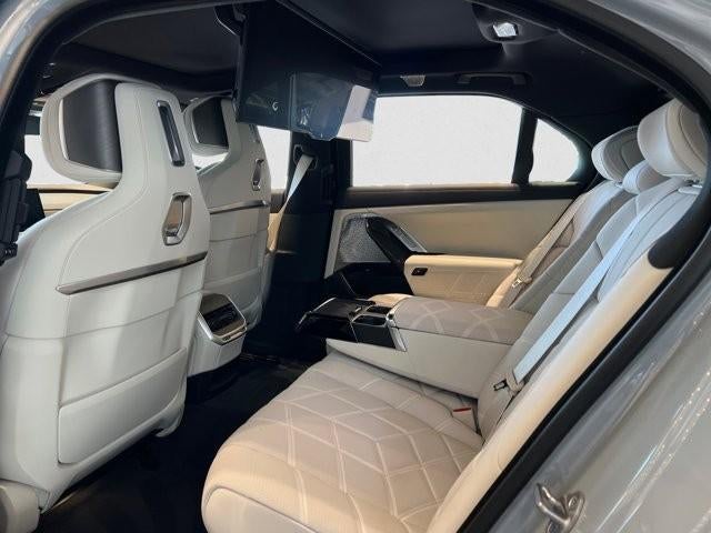 2023 BMW i7 xDrive60 Sedan
