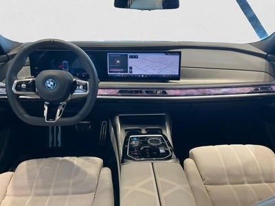 2023 BMW i7 xDrive60 Sedan