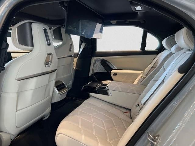 2023 BMW i7 xDrive60 Sedan