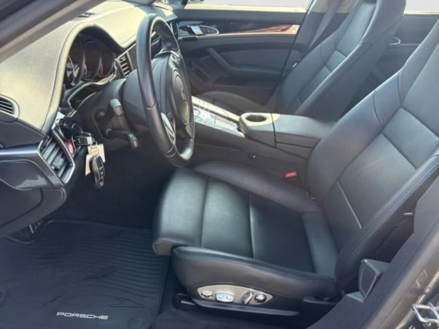 2013 Porsche Panamera 4dr HB 4