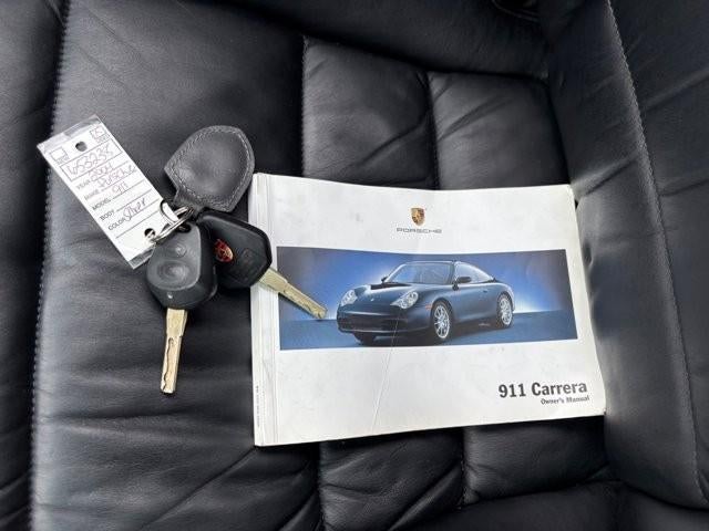 2004 Porsche 911 Carrera 4S